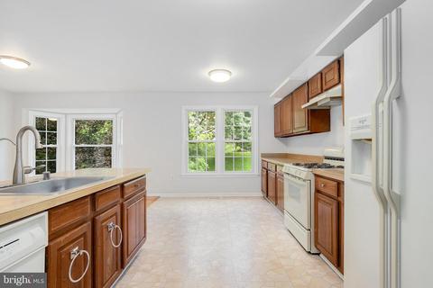 7441 Quincy Hall Ct, Springfield, VA 22153 photo 14