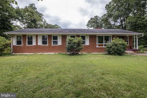 6421 Kalmia St, Springfield, VA 22150 photo 1