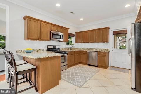 5511 Kathleen Pl, Springfield, VA 22151 photo 14