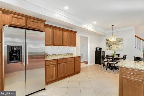 5511 Kathleen Pl, Springfield, VA 22151 photo 17