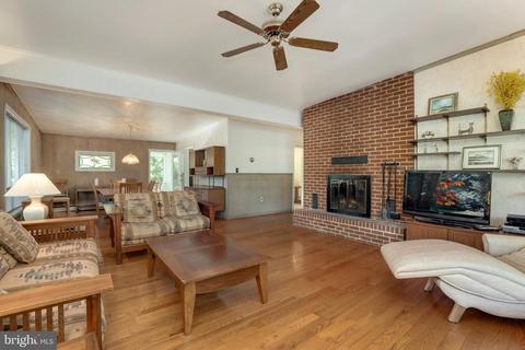 6519 Hackberry St, Springfield, VA 22150 photo 8