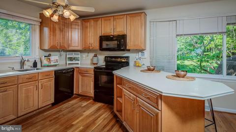 1719 Valley Ave, Mclean, VA 22101 photo 1