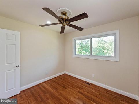 6004 Meriwether Ln, Springfield, VA 22150 photo 13