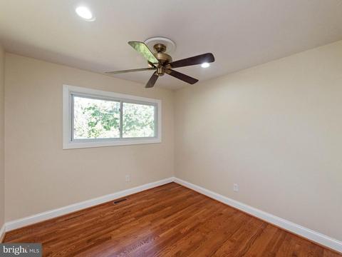 6004 Meriwether Ln, Springfield, VA 22150 photo 12