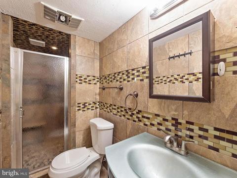 6004 Meriwether Ln, Springfield, VA 22150 photo 20