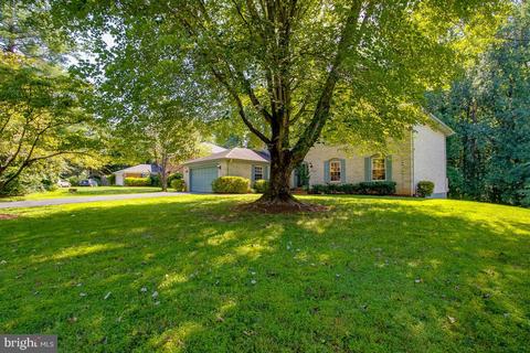 734 Ridge Dr, Mclean, VA 22101 photo 9