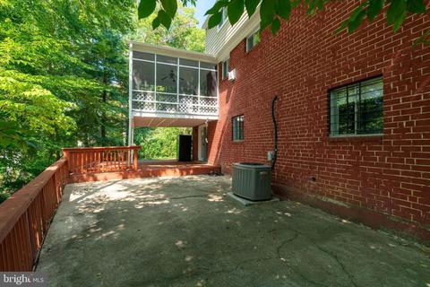 8519 Lancashire Dr, Springfield, VA 22151 photo 37