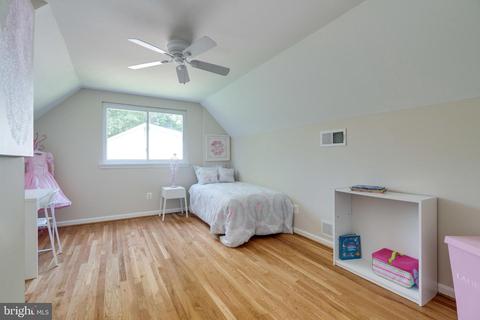 8519 Lancashire Dr, Springfield, VA 22151 photo 24