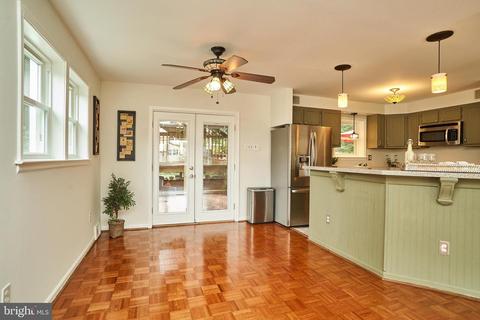 7516 Jervis St, Springfield, VA 22151 photo 6