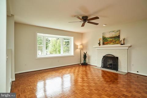 7516 Jervis St, Springfield, VA 22151 photo 3