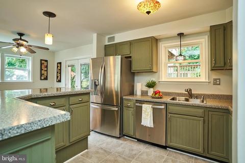 7516 Jervis St, Springfield, VA 22151 photo 8