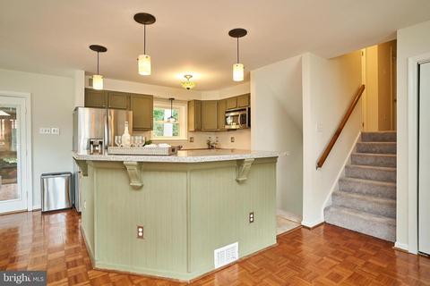 7516 Jervis St, Springfield, VA 22151 photo 10