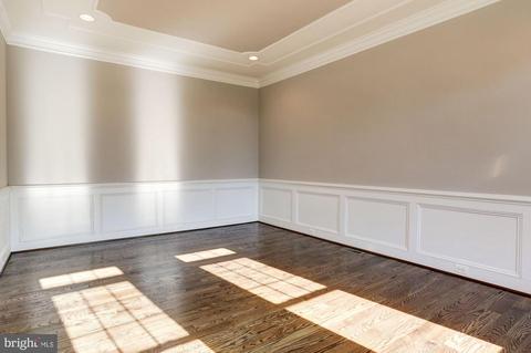 7204 Bayside Ct, Mclean, VA 22101 photo 3