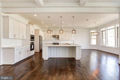 7204 Bayside Ct, Mclean, VA 22101 photo 7