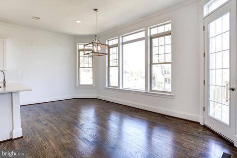 7204 Bayside Ct, Mclean, VA 22101 photo 13