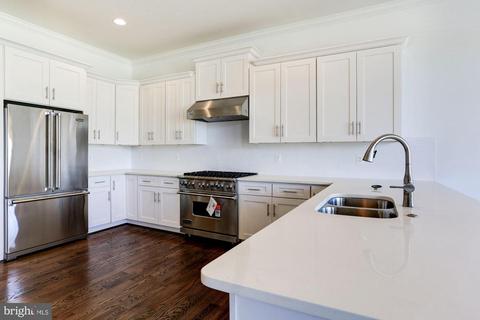 7204 Bayside Ct, Mclean, VA 22101 photo 10