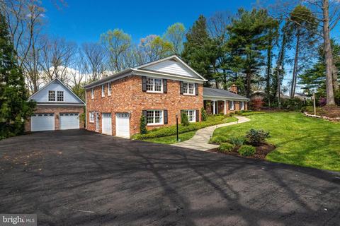 1224 Daleview Dr, Mclean, VA 22102 photo 2