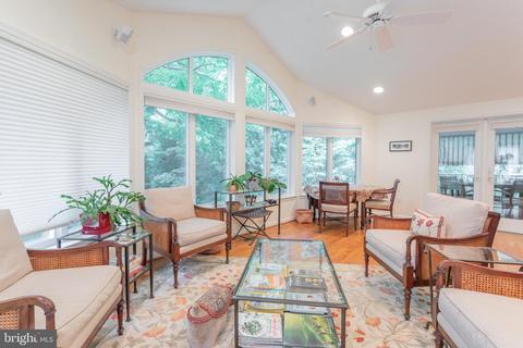 6931 Girard St, Mclean, VA 22101 photo 3