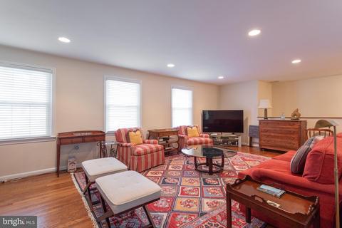 6931 Girard St, Mclean, VA 22101 photo 12