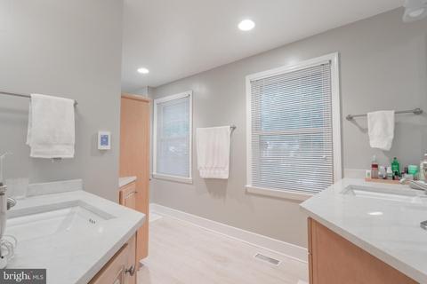 6931 Girard St, Mclean, VA 22101 photo 21