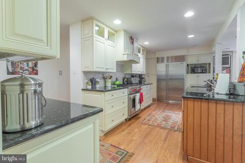 6931 Girard St, Mclean, VA 22101 photo 7
