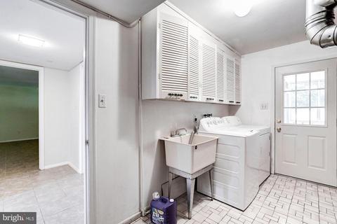 8020 Agin Ct, Mclean, VA 22102 photo 27