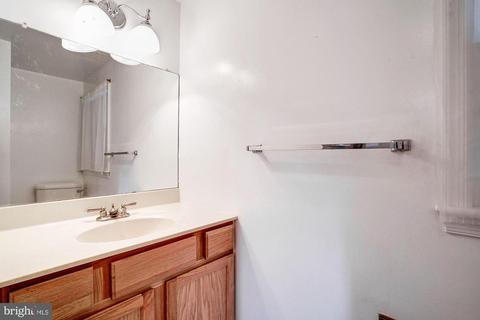 8020 Agin Ct, Mclean, VA 22102 photo 31