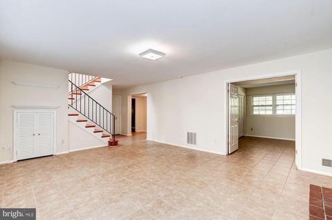 8020 Agin Ct, Mclean, VA 22102 photo 25