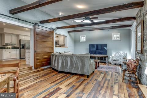 1319 Macbeth St, Mclean, VA 22102 photo 6