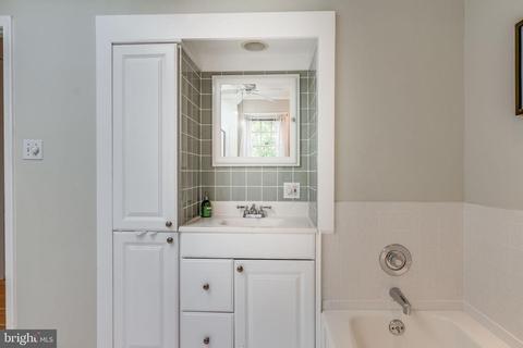 1319 Macbeth St, Mclean, VA 22102 photo 40