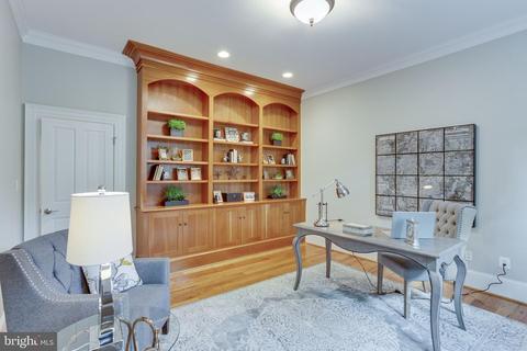 1537 Longfellow St, Mclean, VA 22101 photo 9