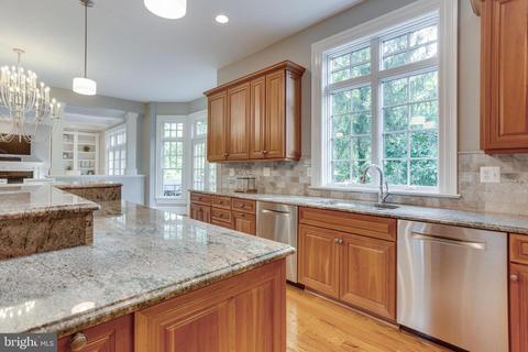 1537 Longfellow St, Mclean, VA 22101 photo 13