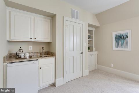 1537 Longfellow St, Mclean, VA 22101 photo 22
