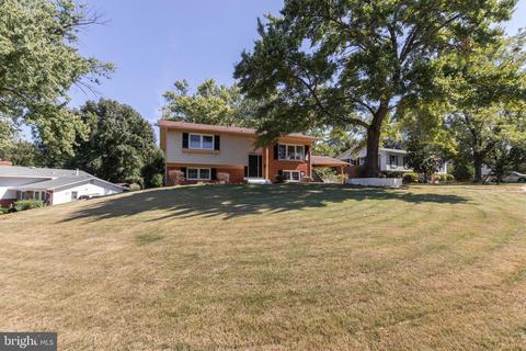 6001 Rivanna Dr, Springfield, VA 22150 photo 2