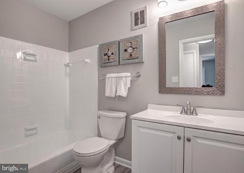 6001 Rivanna Dr, Springfield, VA 22150 photo 9