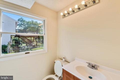 6906 Bethnal Ct, Springfield, VA 22150 photo 23