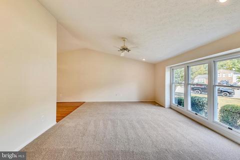 6906 Bethnal Ct, Springfield, VA 22150 photo 8