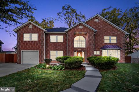 7202 Halifax Pl, Springfield, VA 22150 photo 2