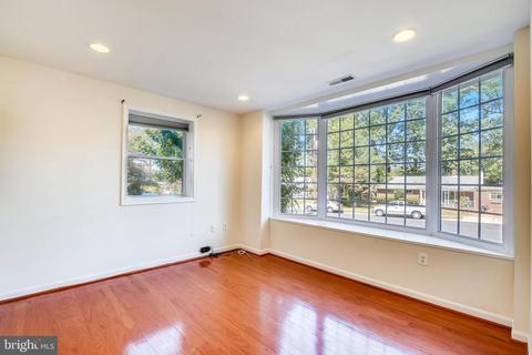 7202 Halifax Pl, Springfield, VA 22150 photo 14