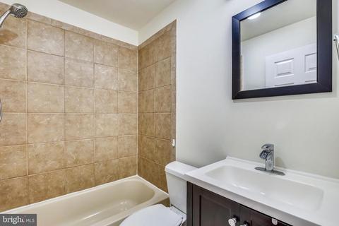 7202 Halifax Pl, Springfield, VA 22150 photo 17