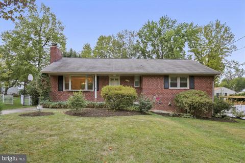 7513 Gresham St, Springfield, VA 22151 photo 1
