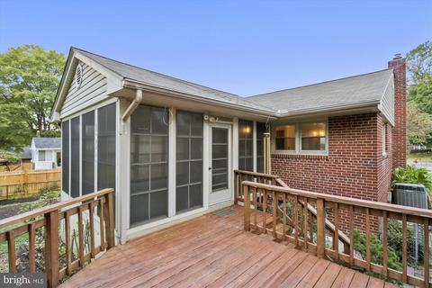 7513 Gresham St, Springfield, VA 22151 photo 11