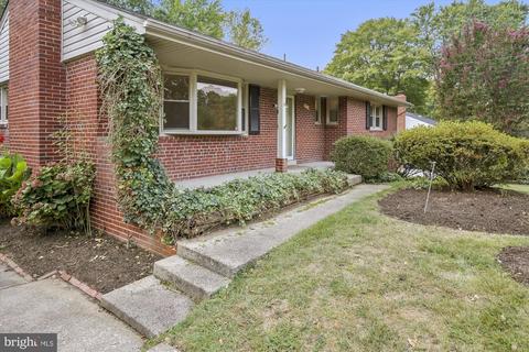 7513 Gresham St, Springfield, VA 22151 photo 5