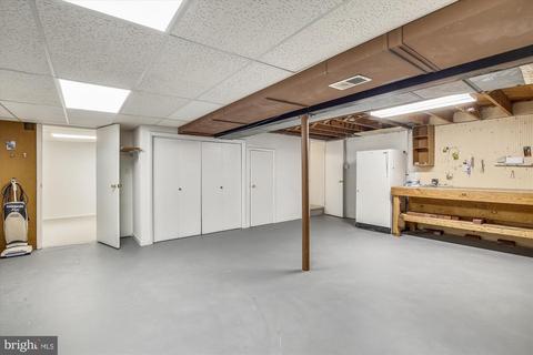 7513 Gresham St, Springfield, VA 22151 photo 42