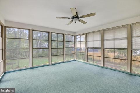 7513 Gresham St, Springfield, VA 22151 photo 14