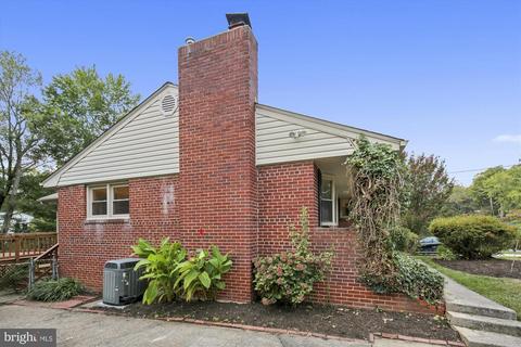 7513 Gresham St, Springfield, VA 22151 photo 8