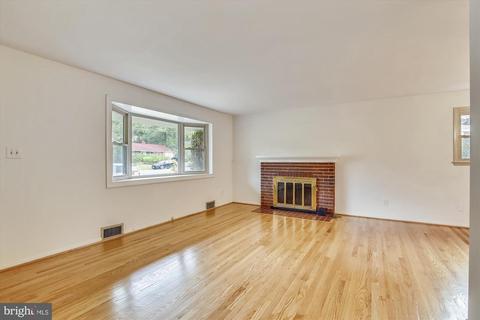 7513 Gresham St, Springfield, VA 22151 photo 23