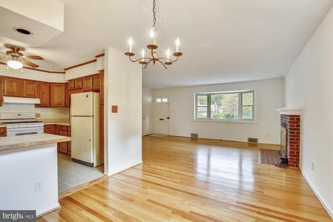7513 Gresham St, Springfield, VA 22151 photo 20