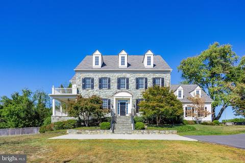 1620 Davidson Rd, Mclean, VA 22101 photo 1