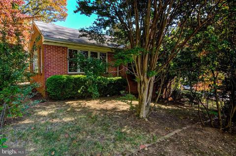 7510 Long Pine Dr, Springfield, VA 22151 photo 5